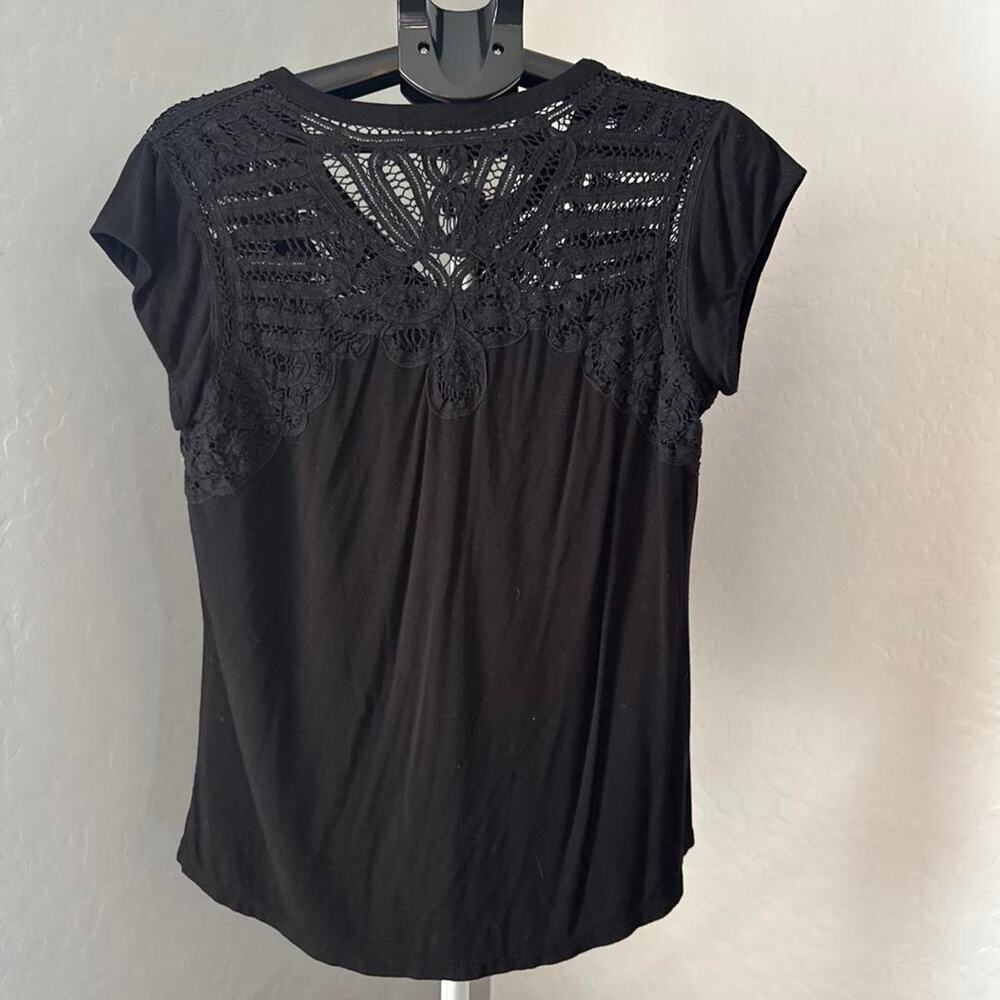Black cotton blouse with lace detail neckline - Picture 2 of 3